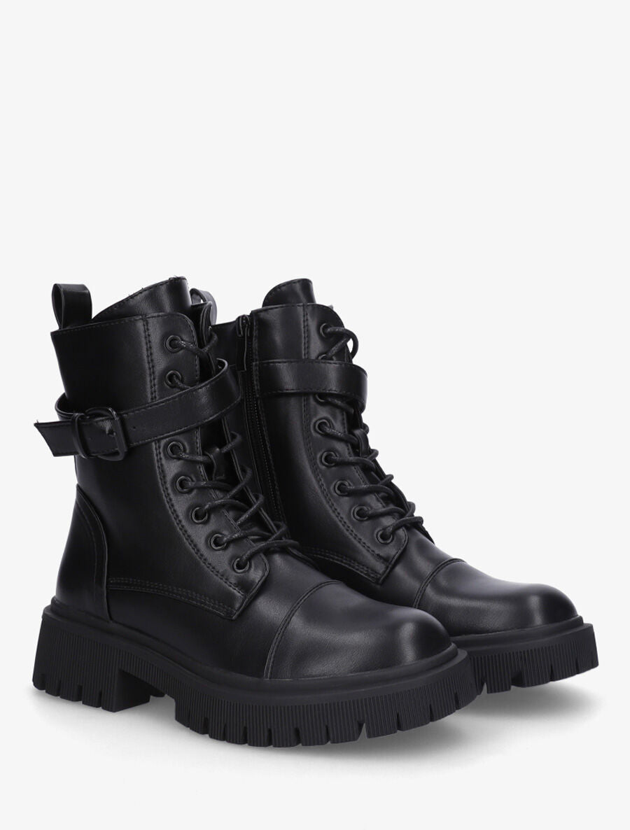 Bottines montantes à semelle et talon striés - Noir - 4