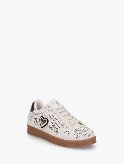 Sneakers en simili à flocage et empiècement coeur - Beige - 2