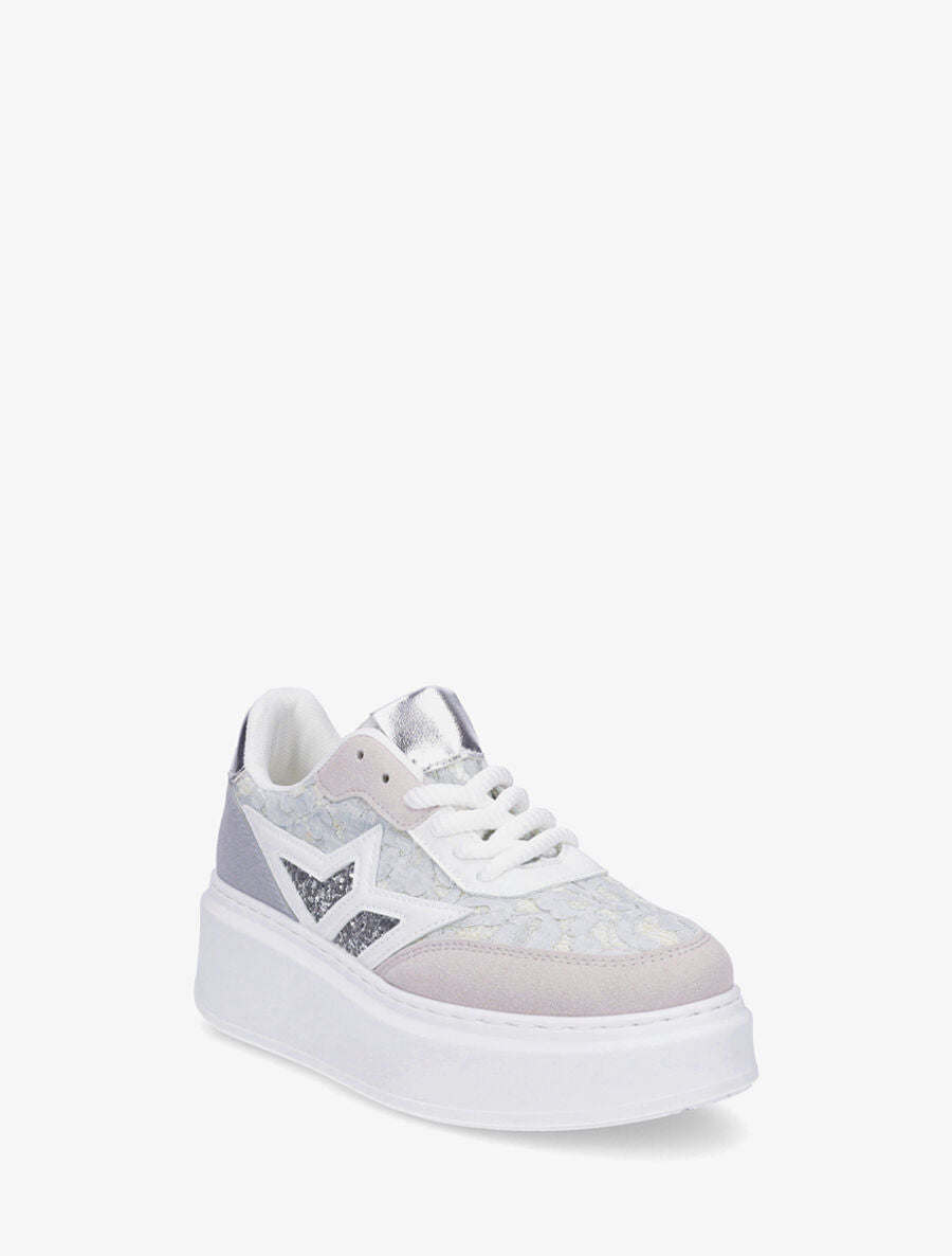 Sneakers en simili à détail dentelle et sequins - Bleu clair - 2