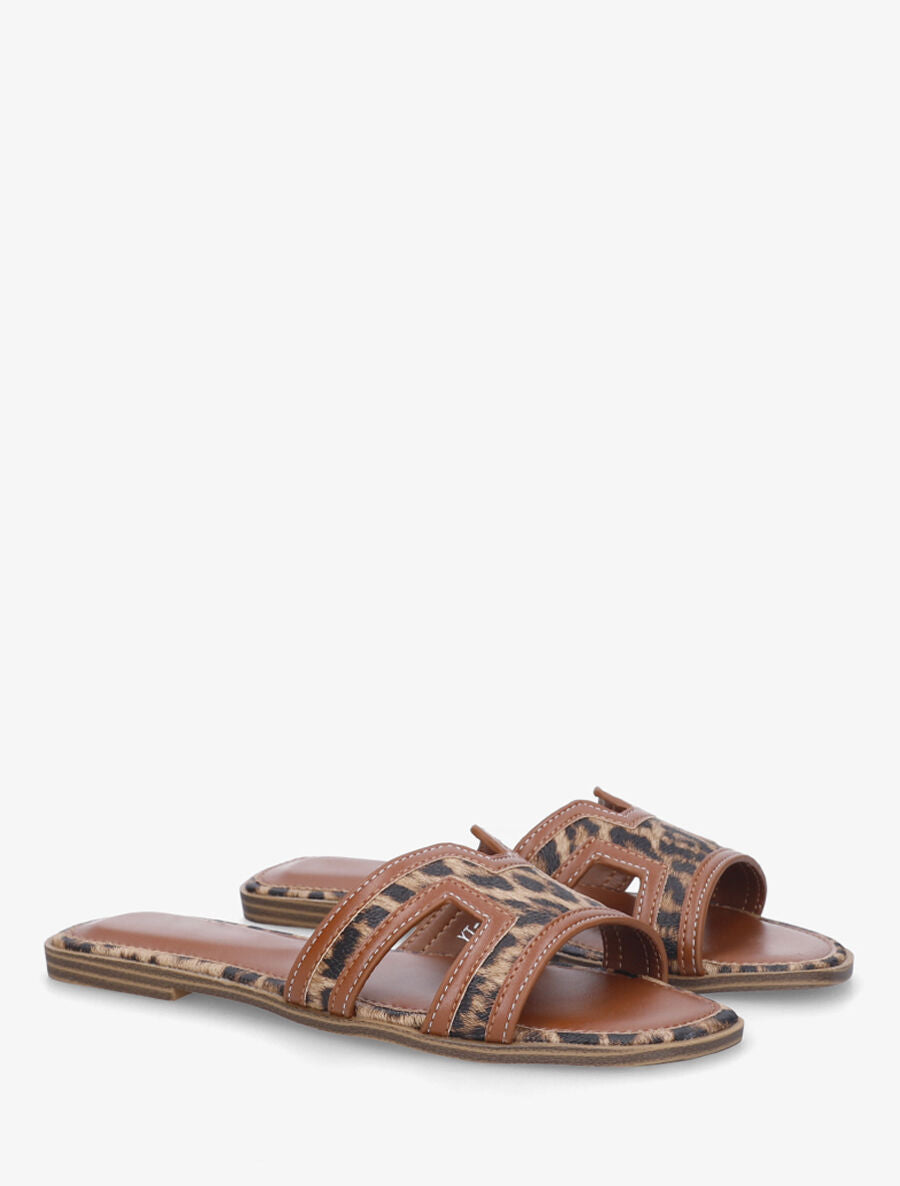 Claquettes en simili à imprimé léopard - Camel - 4
