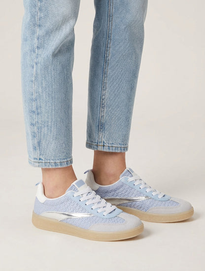 Baskets en simili effet tressé - Bleu ciel