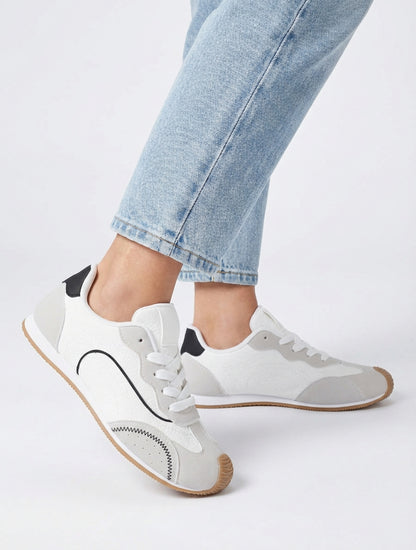 Sneakers semelle plate effet nubuck - Blanc