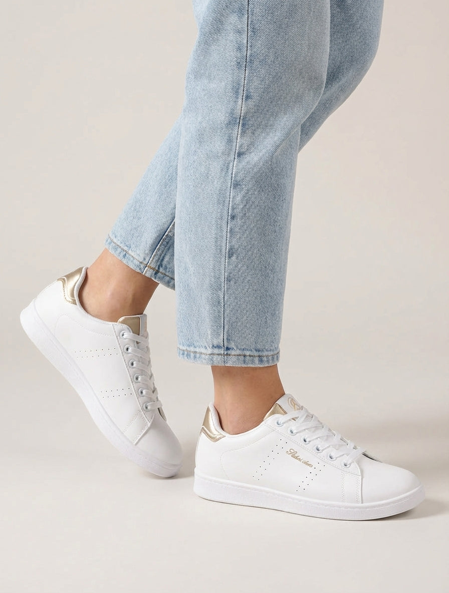 Baskets lacées semelle plate - Or