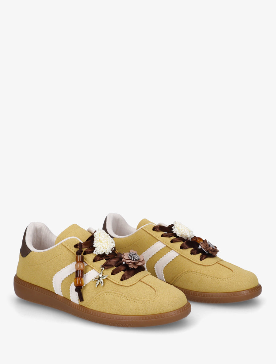Sneakers à empiècement fleurs et perles en bois - Jaune moutarde - 4