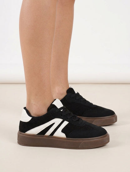 Sneakers effet velours semelle plate - Noir