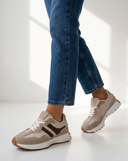 Baskets semelle crantée effet nubuck - Beige