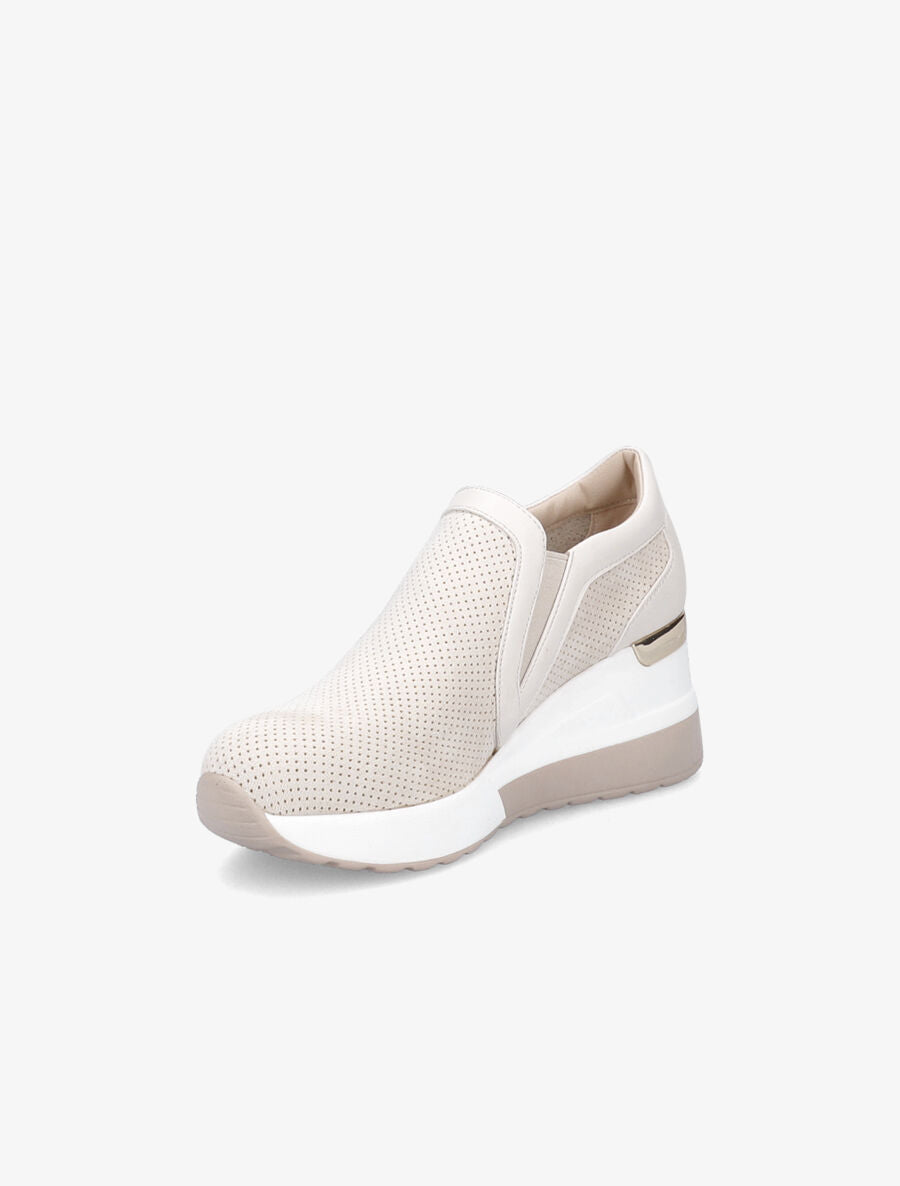 Baskets compensées en suédine perforée - Beige - 3