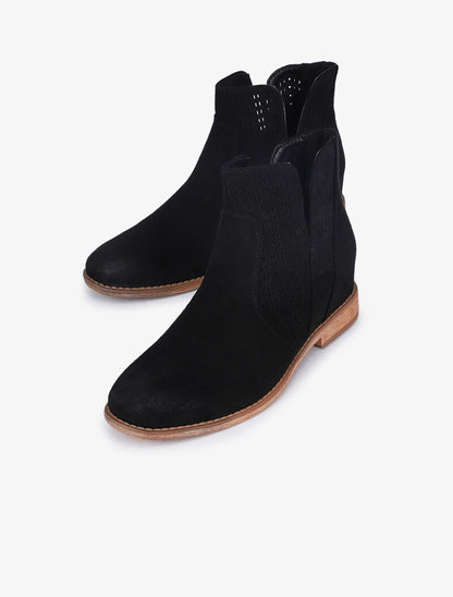 Bottines en suédine ajourées - Noir - 4