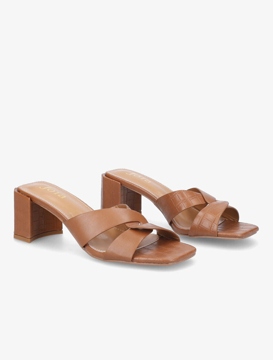 Mules effet croco à talon stylisé - Camel - 4