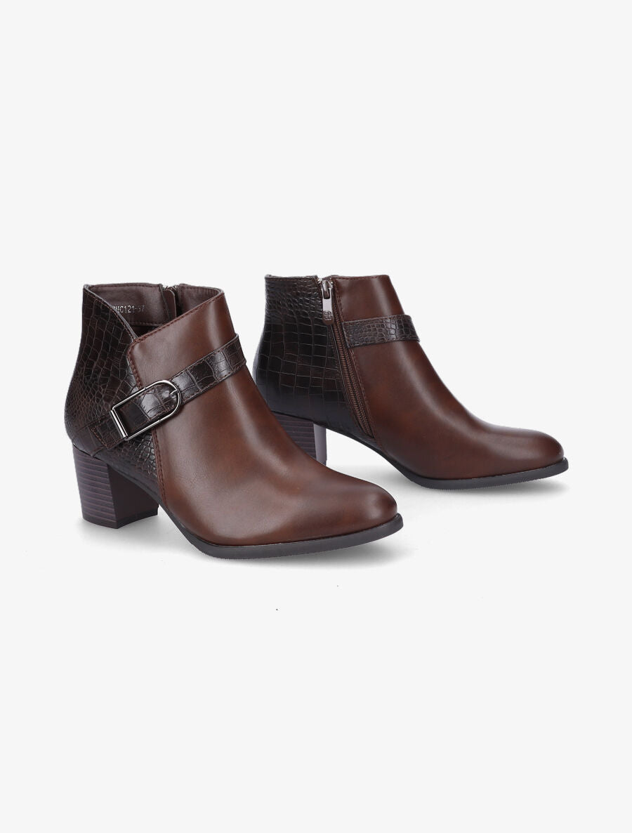 Bottines à contrefort effet python et sangles - Marron - 4