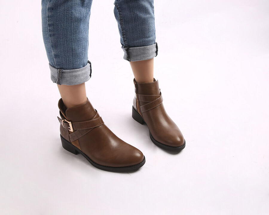 Bottines à sangles croisées - Taupe - 5