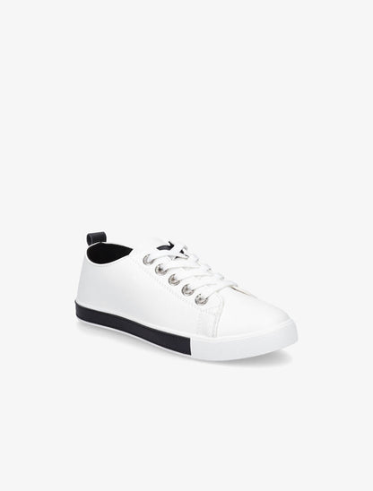 Sneakers à oeillets ornés de strass - Noir - 2