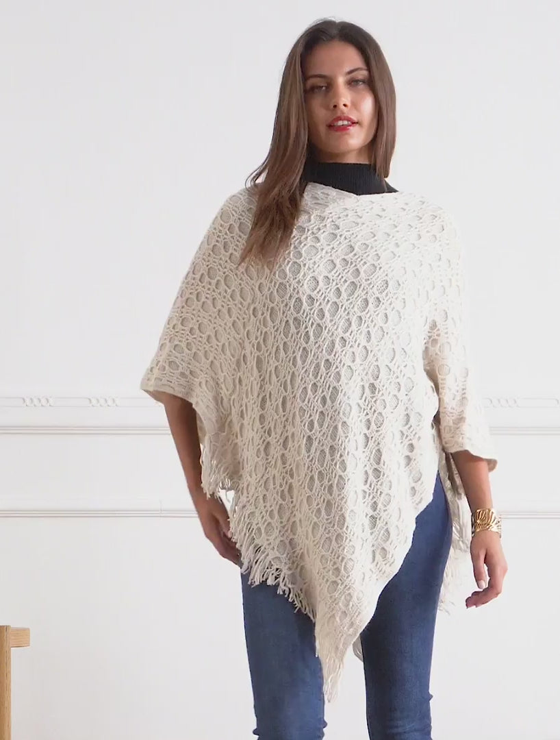 Poncho asymétrique à effet ajouré - Beige
