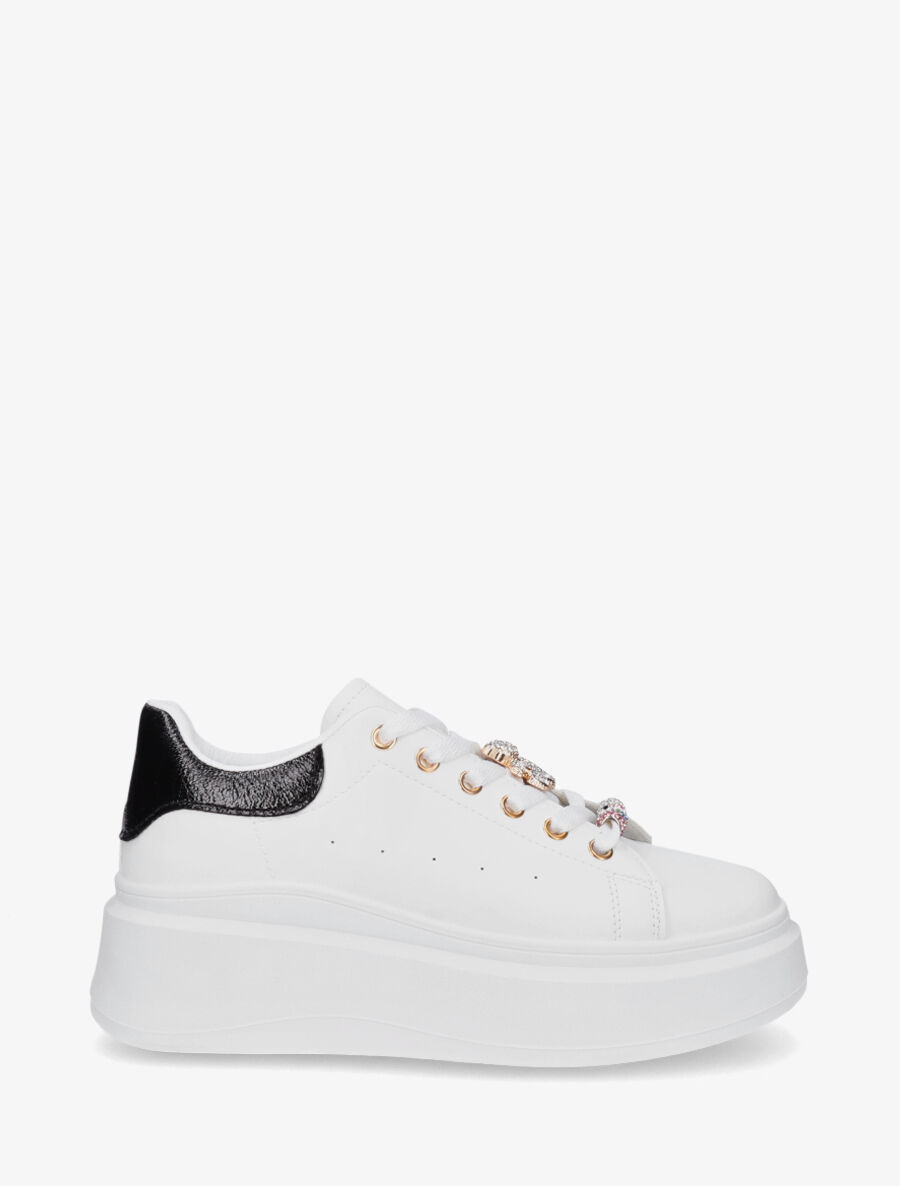Petit basket femme outlet